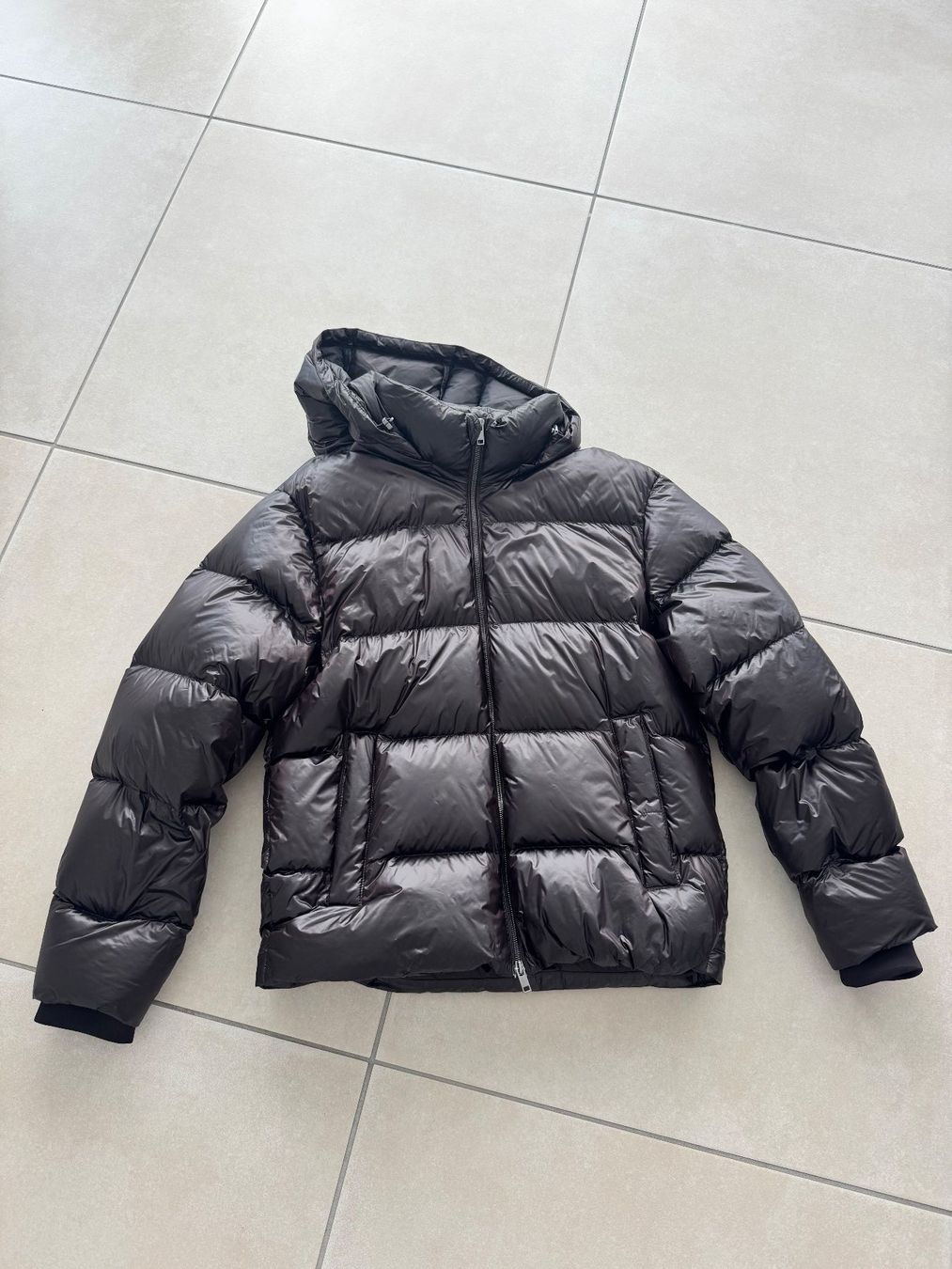 Massimo Dutti Giacche: Massimo Dutti Brown Puffer Jacket – Usato da Bülach venduto da kev_nn8q