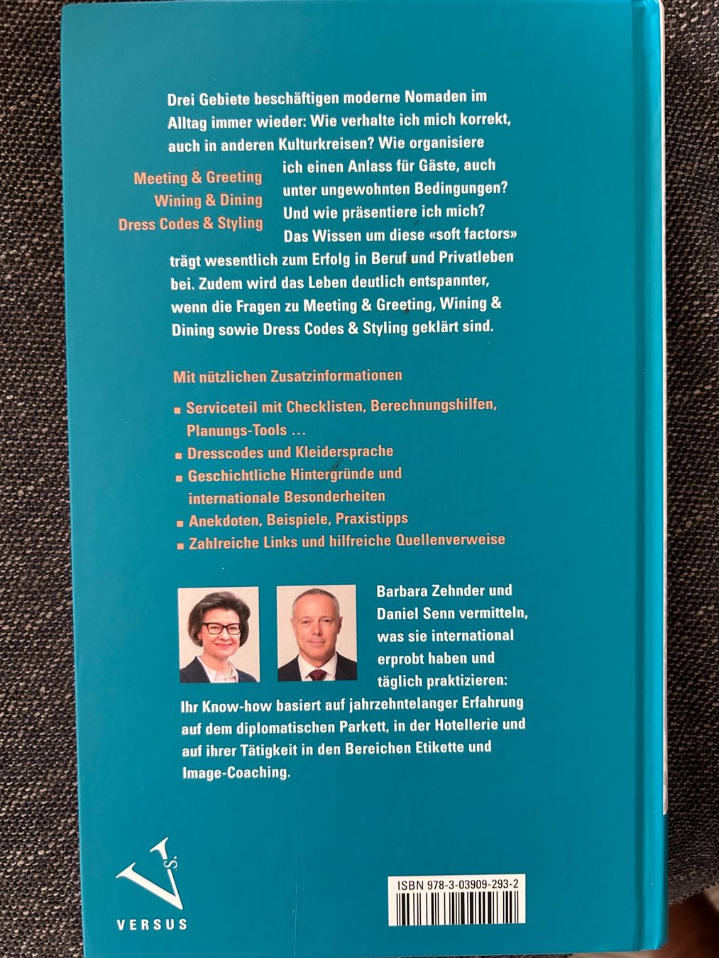 Libri: Buch Meeting Dining Dress Codes – Nuovo (secondo la descrizione) da Lachen SZ venduto da gopfertelli 1