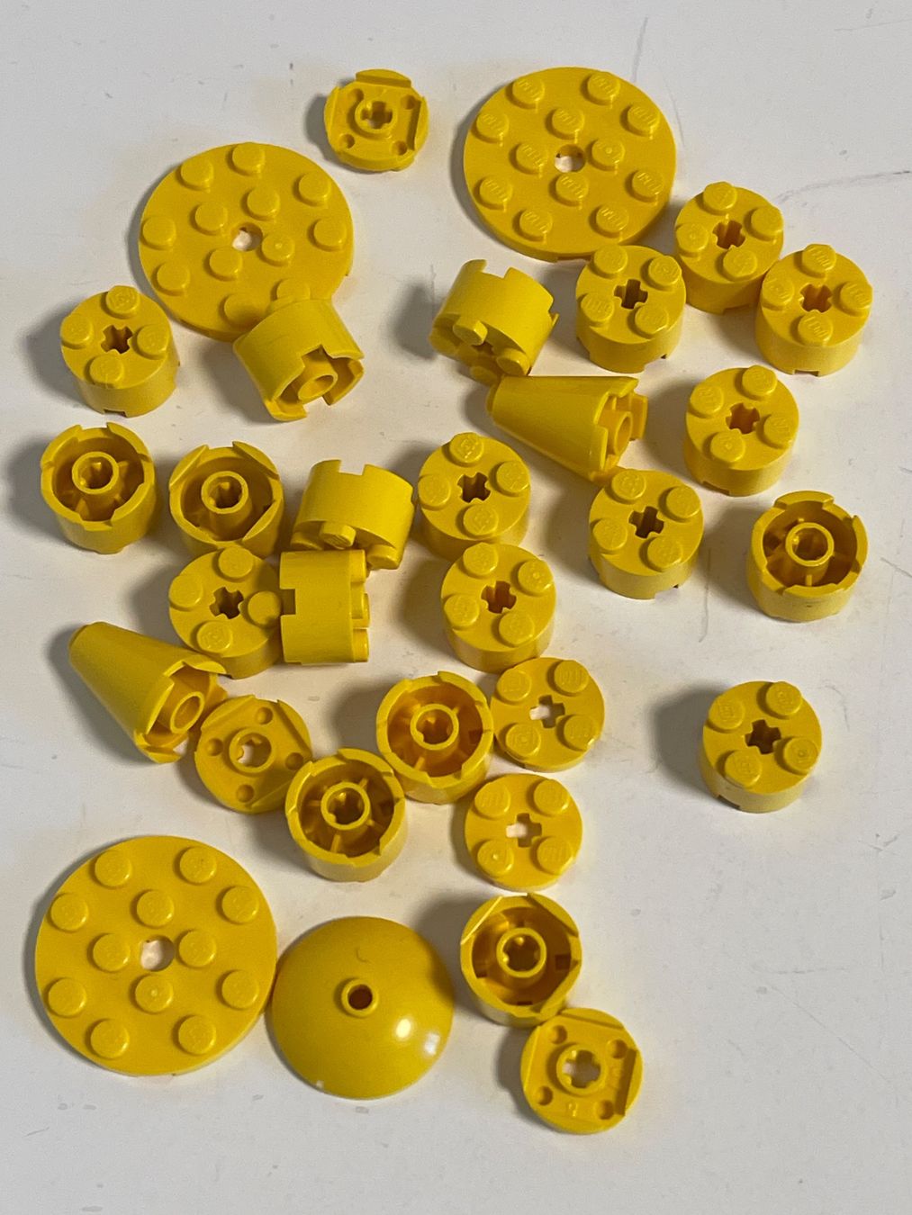 Lego Giocattoli: Lego 30 gelbe Rundsteine – Usato da Gelterkinden venduto da cobra0110