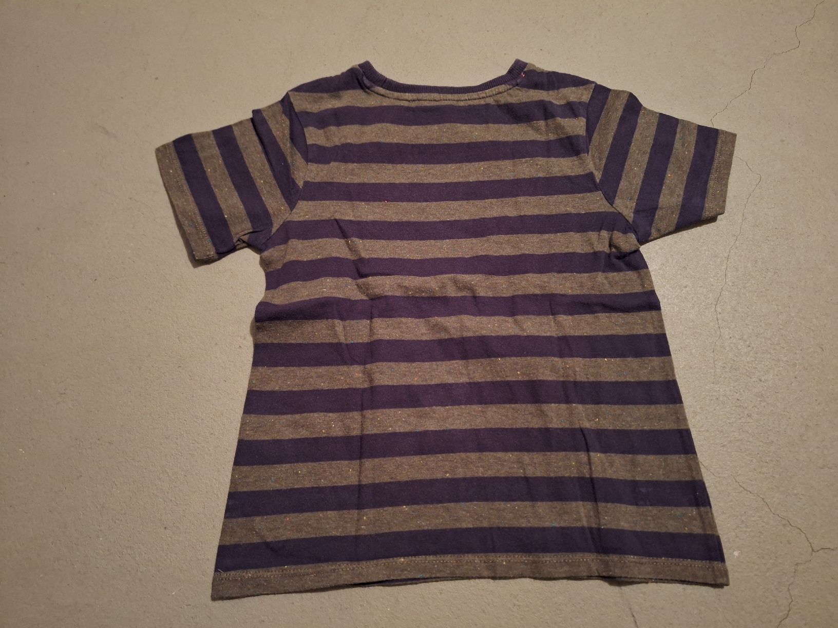 Hemden, T-Shirts & Polos: Shirt in Gr. 110/116 – Gebraucht aus Oberrieden von man_9tm2 1
