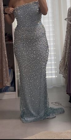 Abendkleid hellblau mit Steinen Schnürung am Rücken