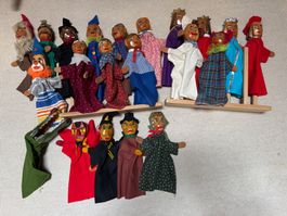 21 handgeschnitzte DECOR Handpuppen mit Theater