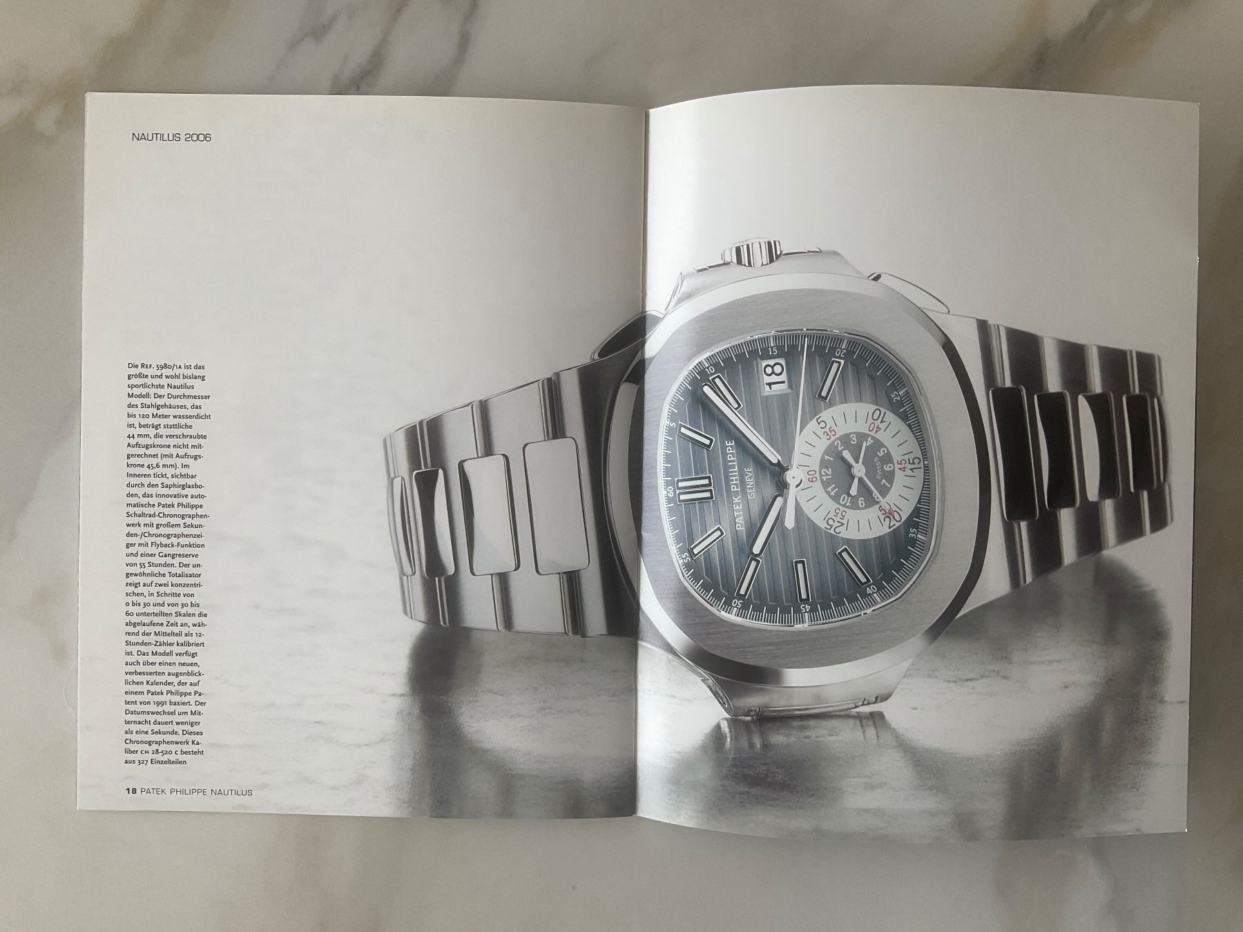 Patek Philippe Documents: Patek Philippe 30 Jahre Nautilus E – D'occasion à Brugg AG par Roby61 2
