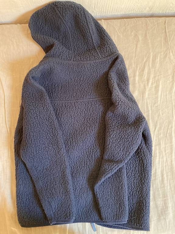 Pullover & Sweatshirts: Patagonia Hoody – Gebraucht aus Haldenstein von meladin 1