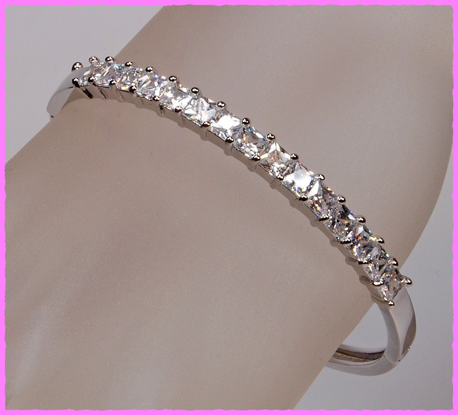 Bracciali & Braccialetti: Bezaubernder Zirkonia Armreif – Nuovo e nell'imballaggio originale da Oberglatt ZH venduto da Diamond-Girl