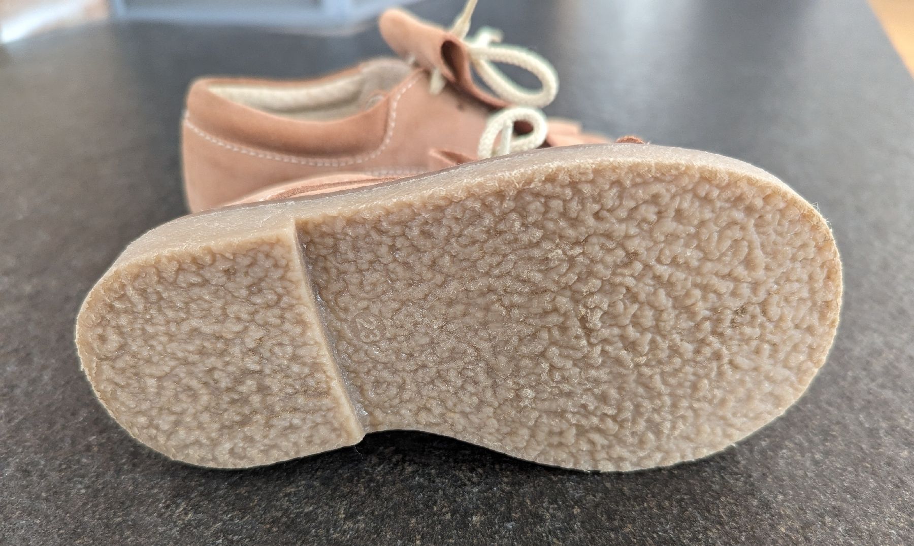 Scarpe per ragazzi: Kinder Leder Halbschuhe 23 – Nuovo e nell'imballaggio originale da Ueberstorf venduto da vil_qmy8 1