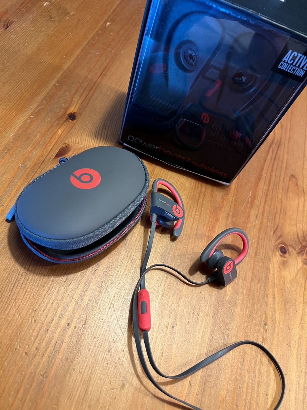 Beats Cuffie: Power Beats 2 Wireless – Usato da Uster venduto da Stoessda
