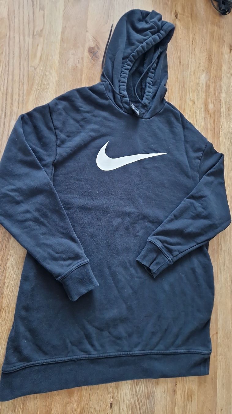 Nike Maglioni & Felpe: Nike Kapuzenpullover, Grösse S, Schwarz – Usato da Gwatt (Thun) venduto da Letzte-Chance-III