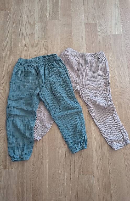 Pantaloni: Musselin Baumwolle Hose gr 98 – Usato da Root venduto da vin_wr2l