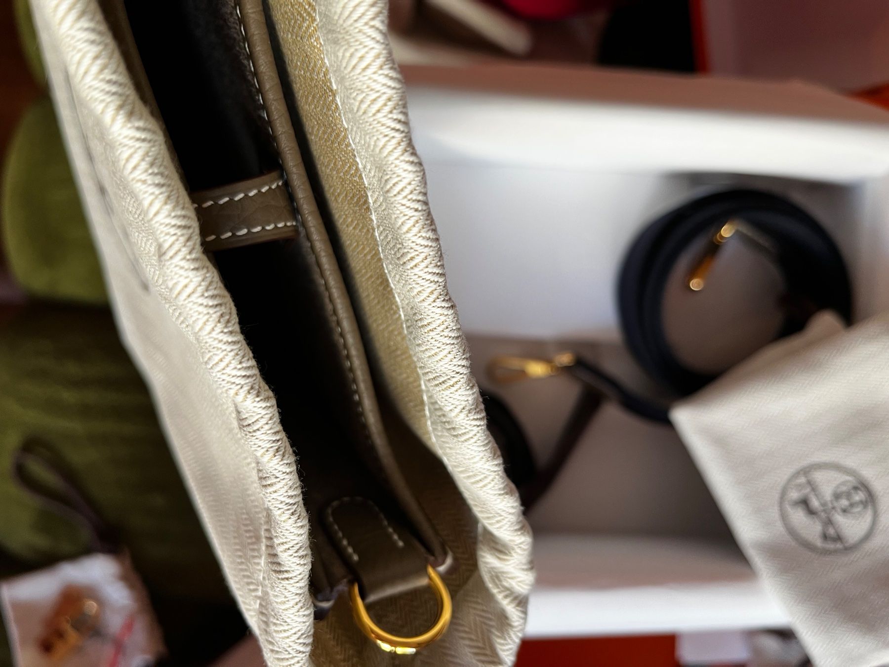 Hermès Borse da donna: Sac Hermès Evelyn TPM – Nuovo e nell'imballaggio originale da Plan-les-Ouates venduto da mbo_lr8w 7
