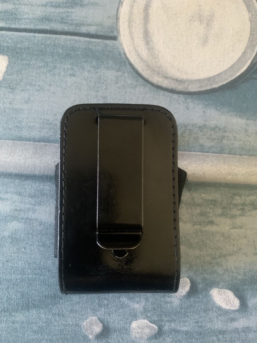 Tiro a segno: Étui en cuir noir pour pager – Usato da Yverdon-les-Bains venduto da Luca_Ald 1