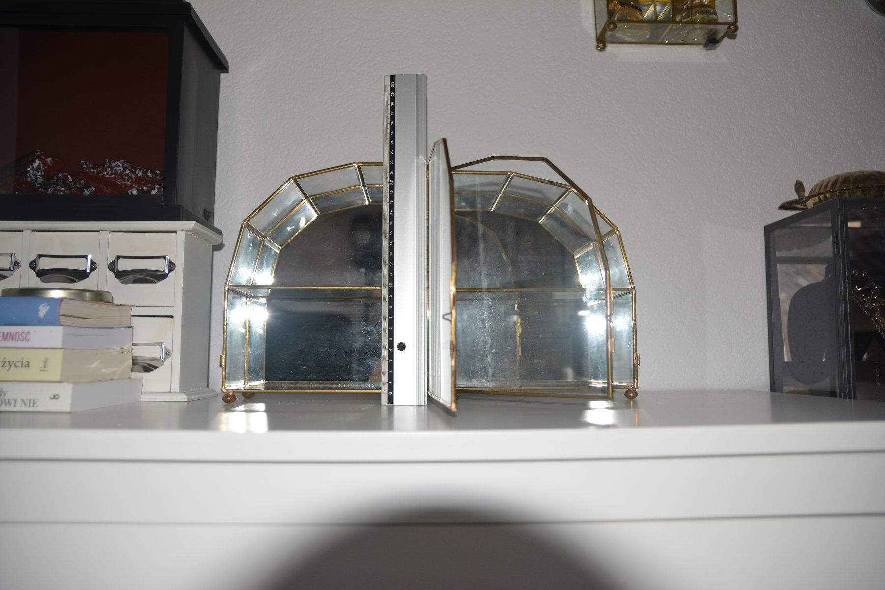 Vetrine: Kleine Messing Glas Vitrine Vintage – Usato da Glattfelden venduto da tdlubek 4