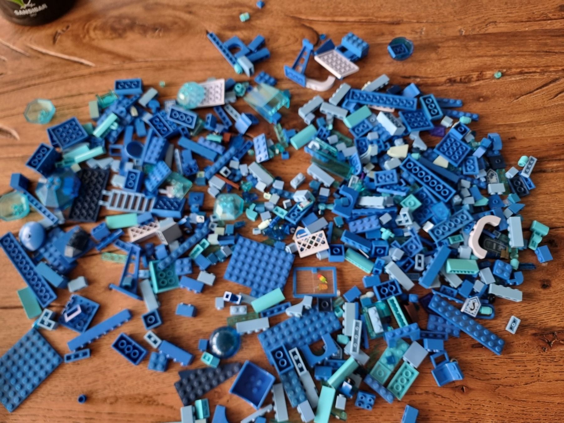 Lego Spielzeuge: Blaue Lego /  550 Gramm – Gebraucht aus Untersiggenthal von fantail 2