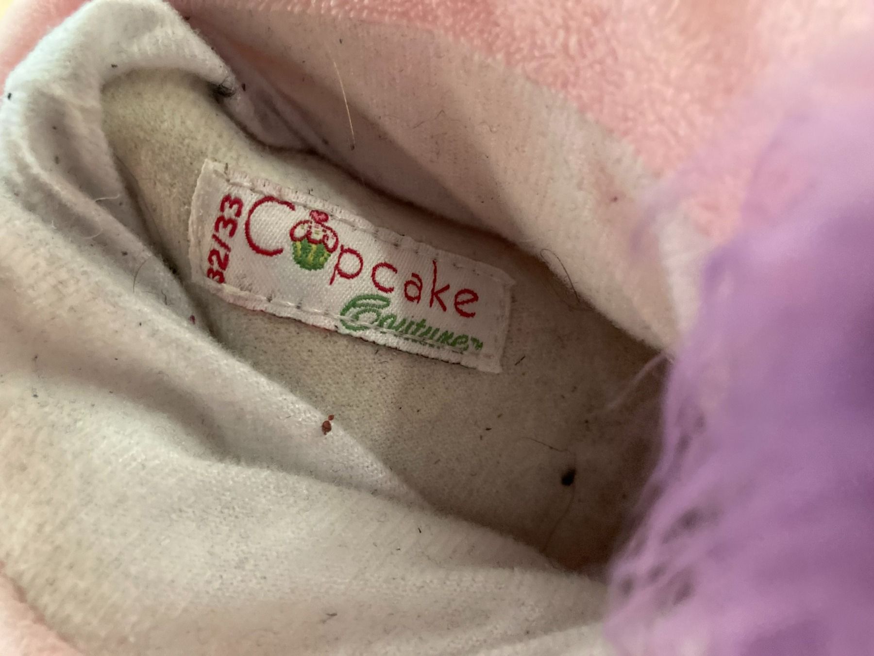 Dosenbach Chaussures filles: Kuschelige Einhorn-Finken – D'occasion à Muttenz par Juvenile33 6