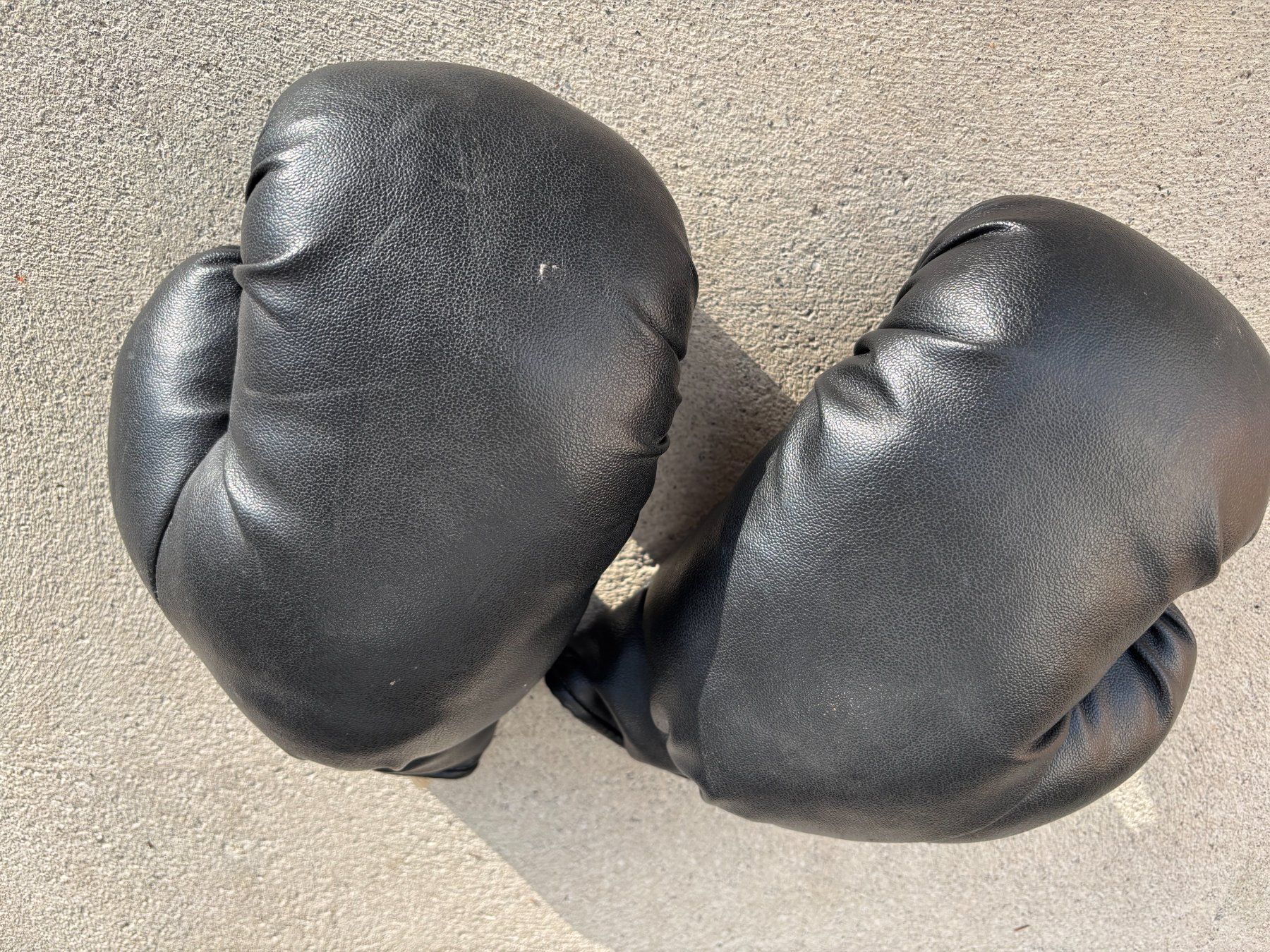 Handschuhe & Handstulpen: Box Handschuhe Gr.S – Gebraucht aus Hombrechtikon von Baraban