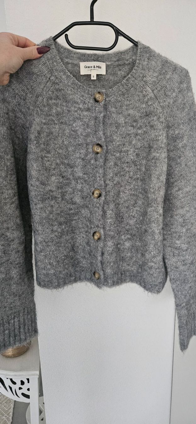 Gilet & Giacche senza maniche: Jacket gris claire – Usato da Vétroz venduto da MargauxLDG