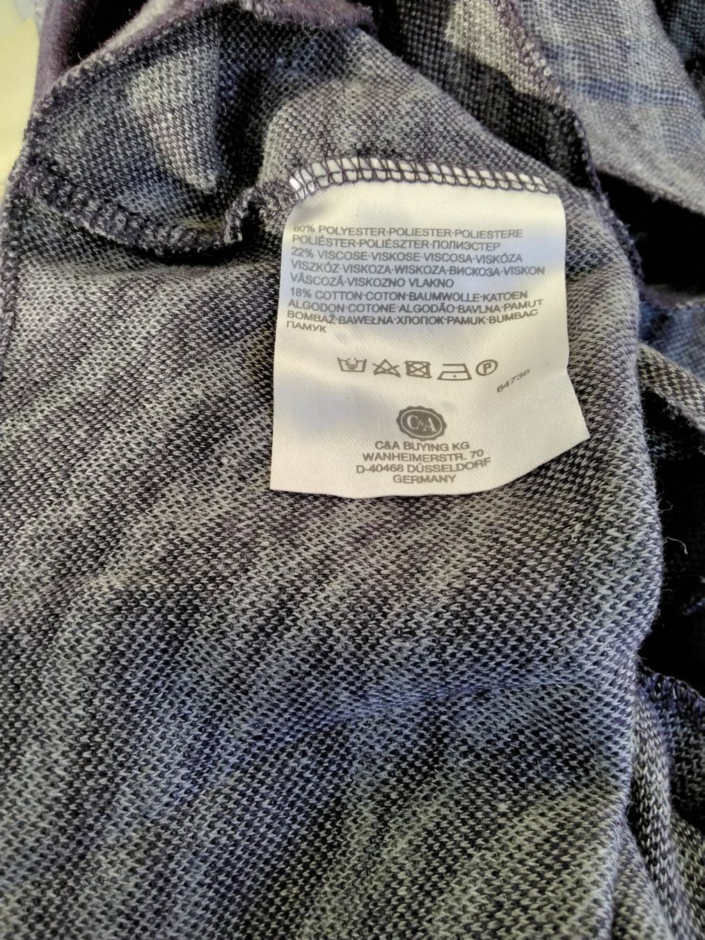 Foulard & Sciarpe: WARMER SCHLAUCH SCHAL VIOLETT – Usato da Biel/Bienne venduto da dasi3 2