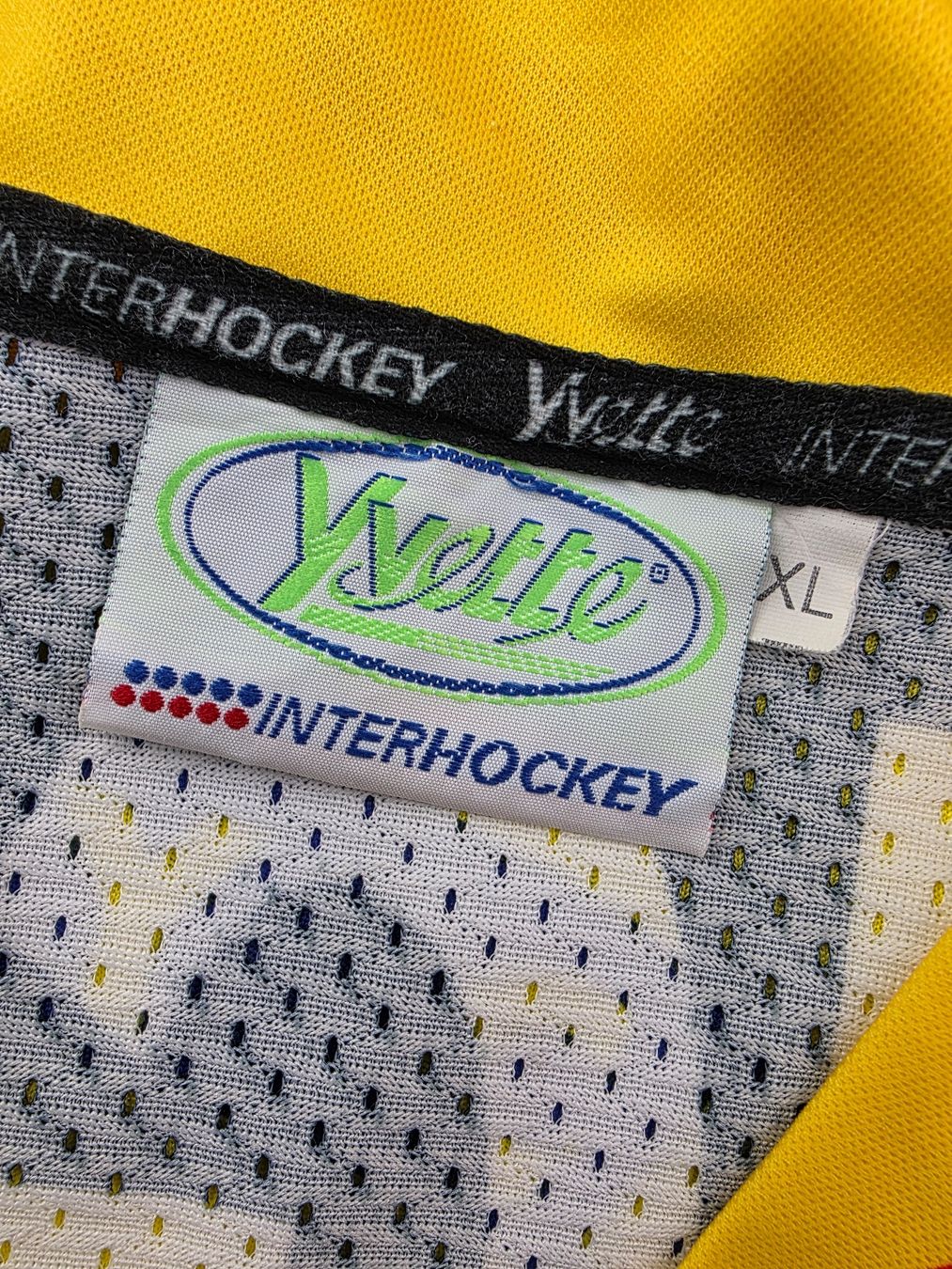 Canottiere & Pantaloni: #25 ZIEGLER SC BERN TRIKOT – Usato da Lüchingen venduto da Jersey_Time 2