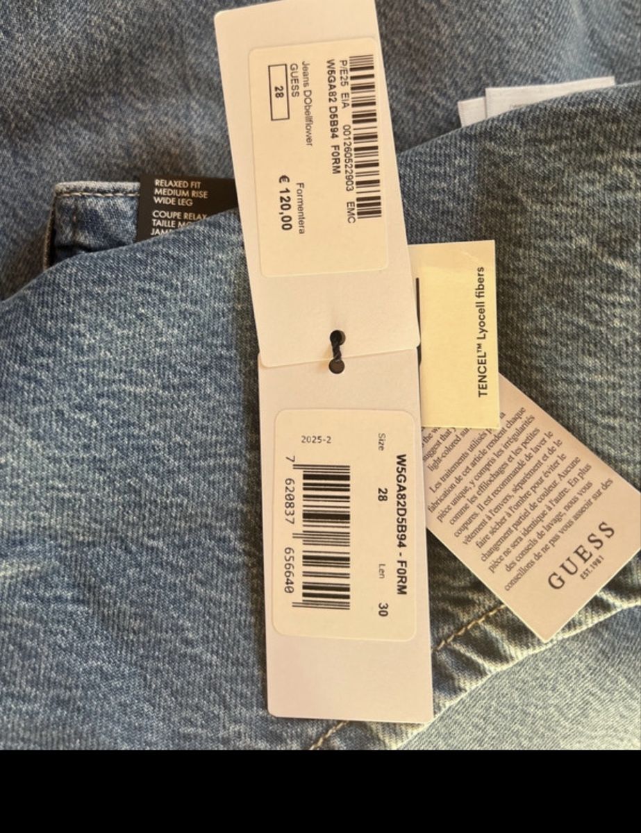 Guess Jeans: Guess Jeans D'Ode Flower Weit Grösse 28 neu – Neuf avec emballage d'origine à Neuhausen par elj_wwv7 3