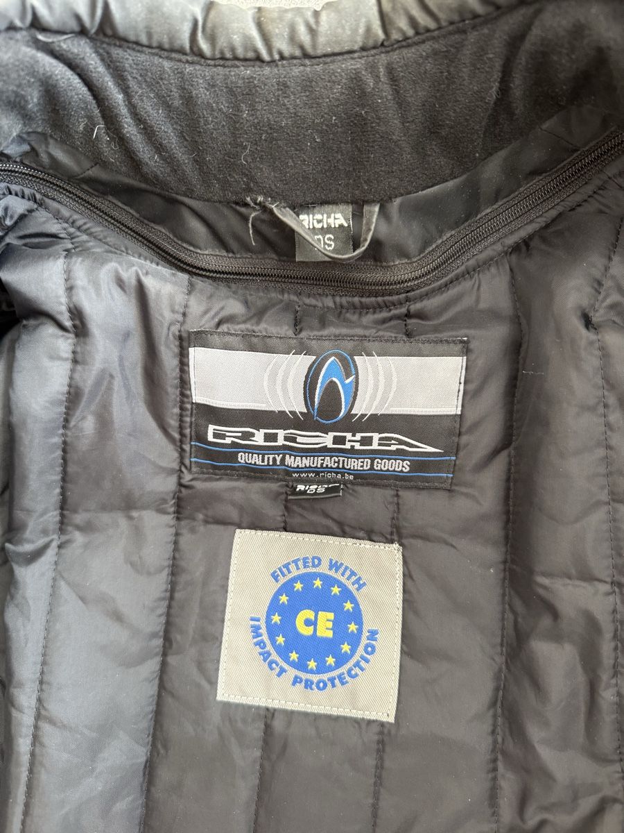 Ensembles & Tailleurs: Motorradkleidung – D'occasion à Belp par Ta_nei 4
