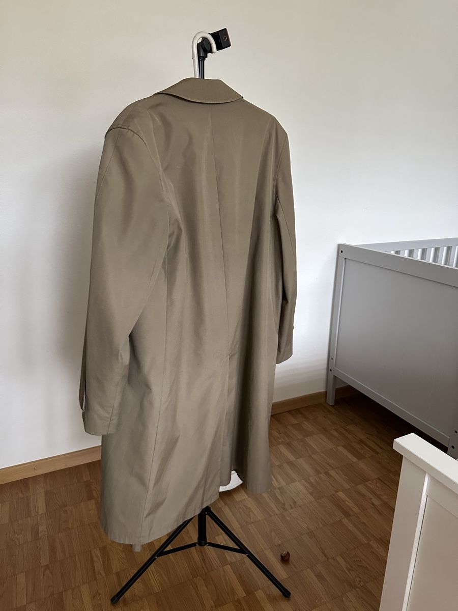 Cappotti: Vintage Oversized trench coat – Nuovo (secondo la descrizione) da Kloten venduto da mariyama 2