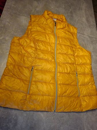 Gilet 60% duvet 40% plumes taille 46 marque C&A
