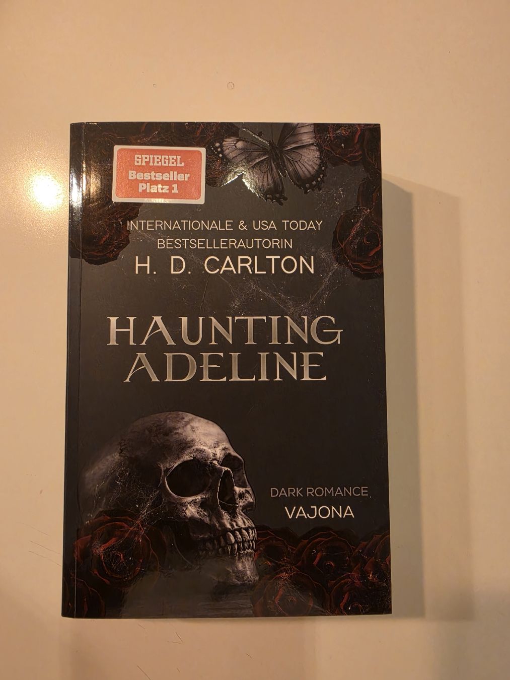 Libri: Hauting Adeline - H. D. Carlton – Usato da Dübendorf venduto da Power46