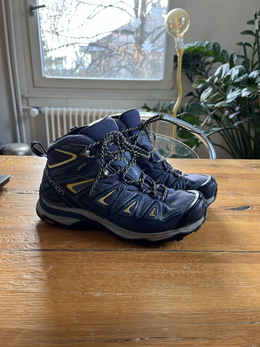 Salomon Damenschuhe: Chaussures randonnées Salomon – Gebraucht aus Pully von lunalaro