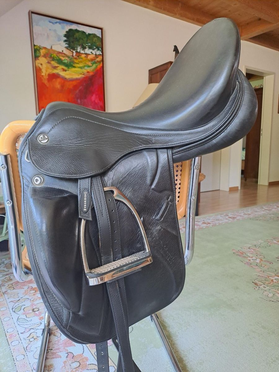 Selles, accessoires: Sattel – D'occasion à Gelterkinden par finian-gawan