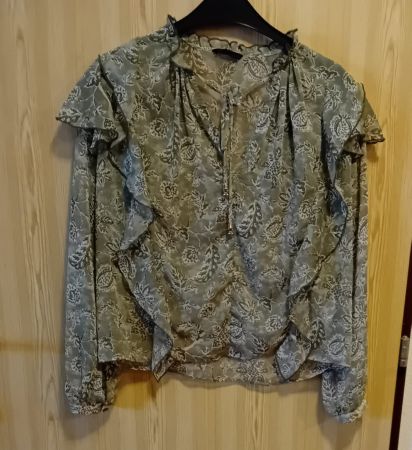 Zara Bluse grün weiss XS