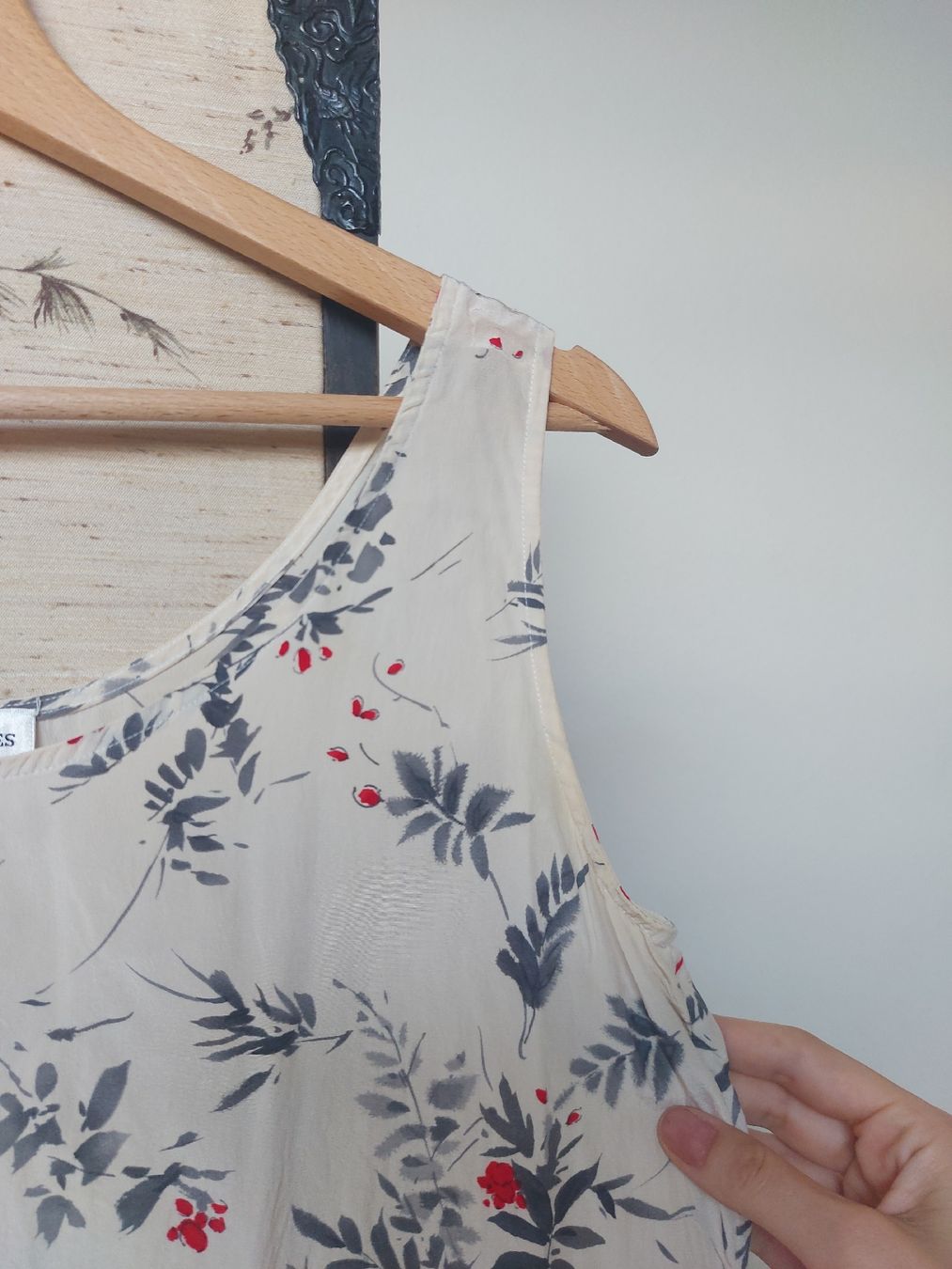 Top: Top 100% soie vintage - Taille S/M – Usato da Lausanne venduto da Super-cerise 2