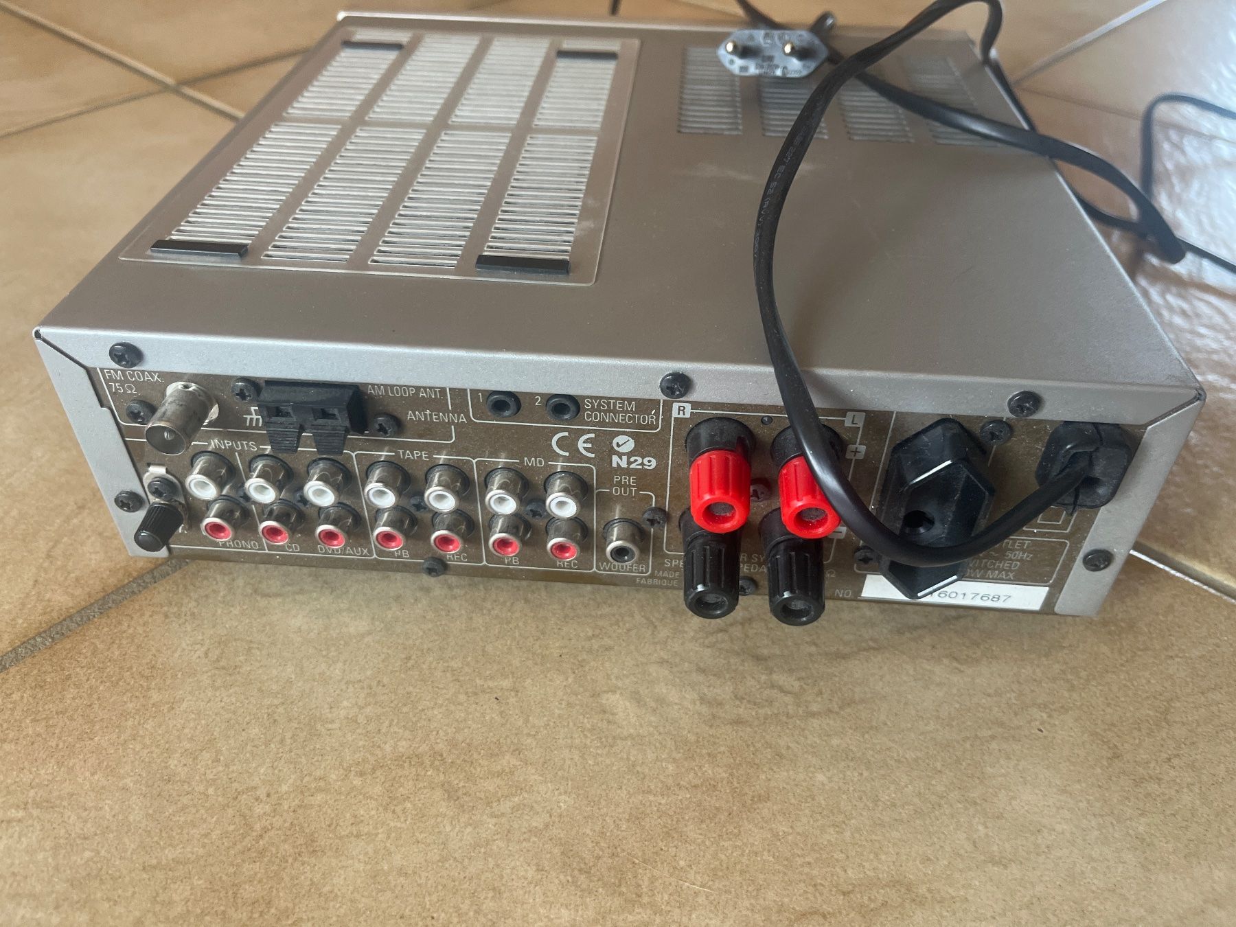 Denon Ricevitori: Stereo Receiver Denon DRA-F101 sans télécommande – Usato da Vernayaz venduto da Darkfrost 2