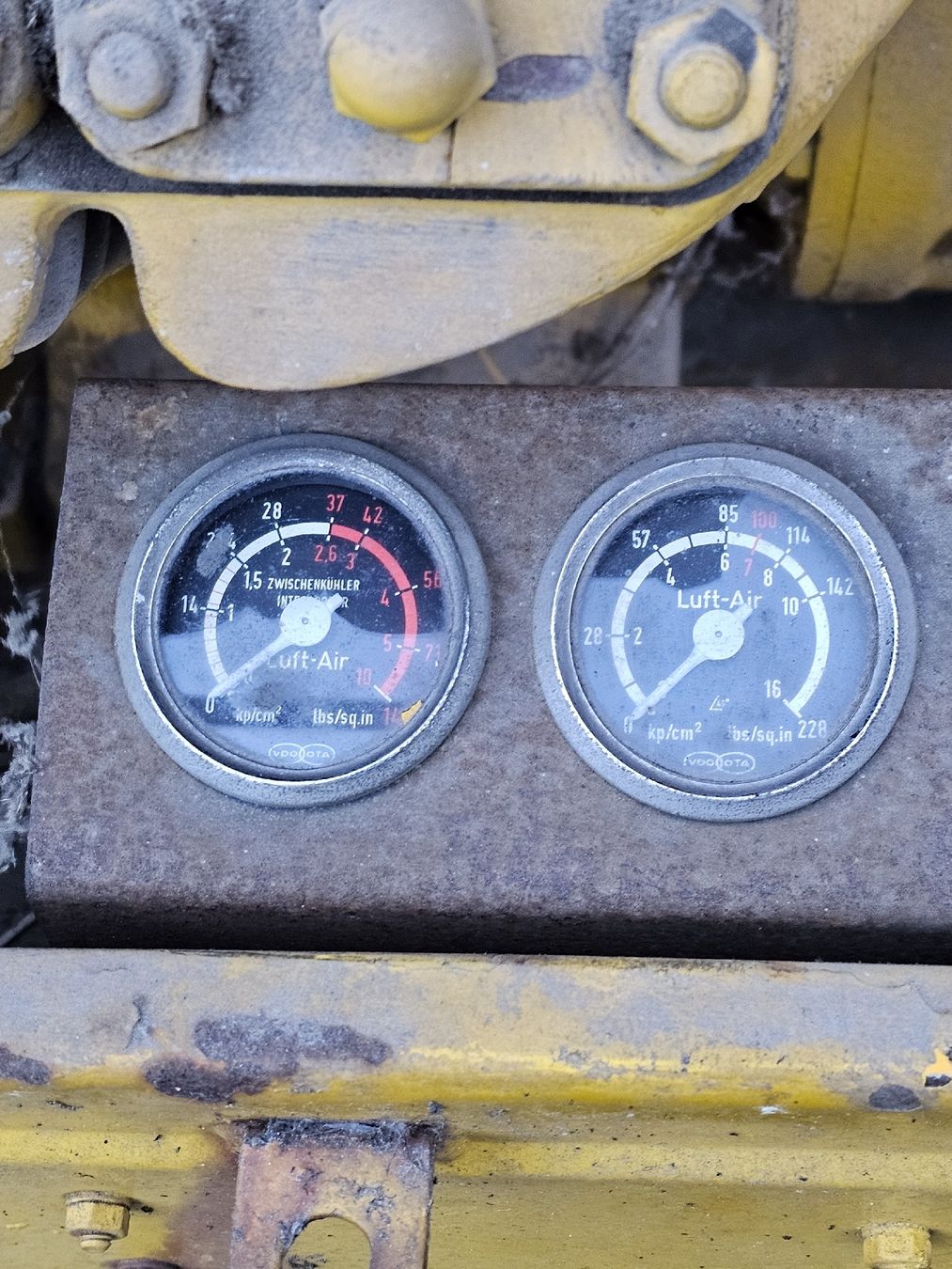 Compressori: Kompressor / Compresseur Pokorny Robot 380V JL – Difettoso da Collonges venduto da arashee 8