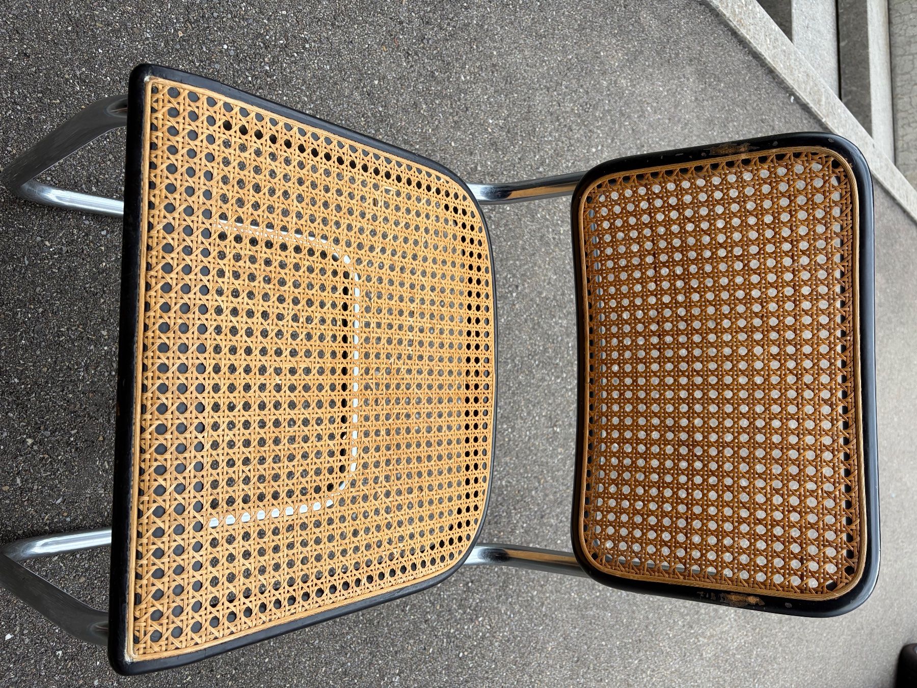 Thonet Sedie: Thonet Designer S 32 Freischwinger – Usato da Madetswil venduto da Ralder