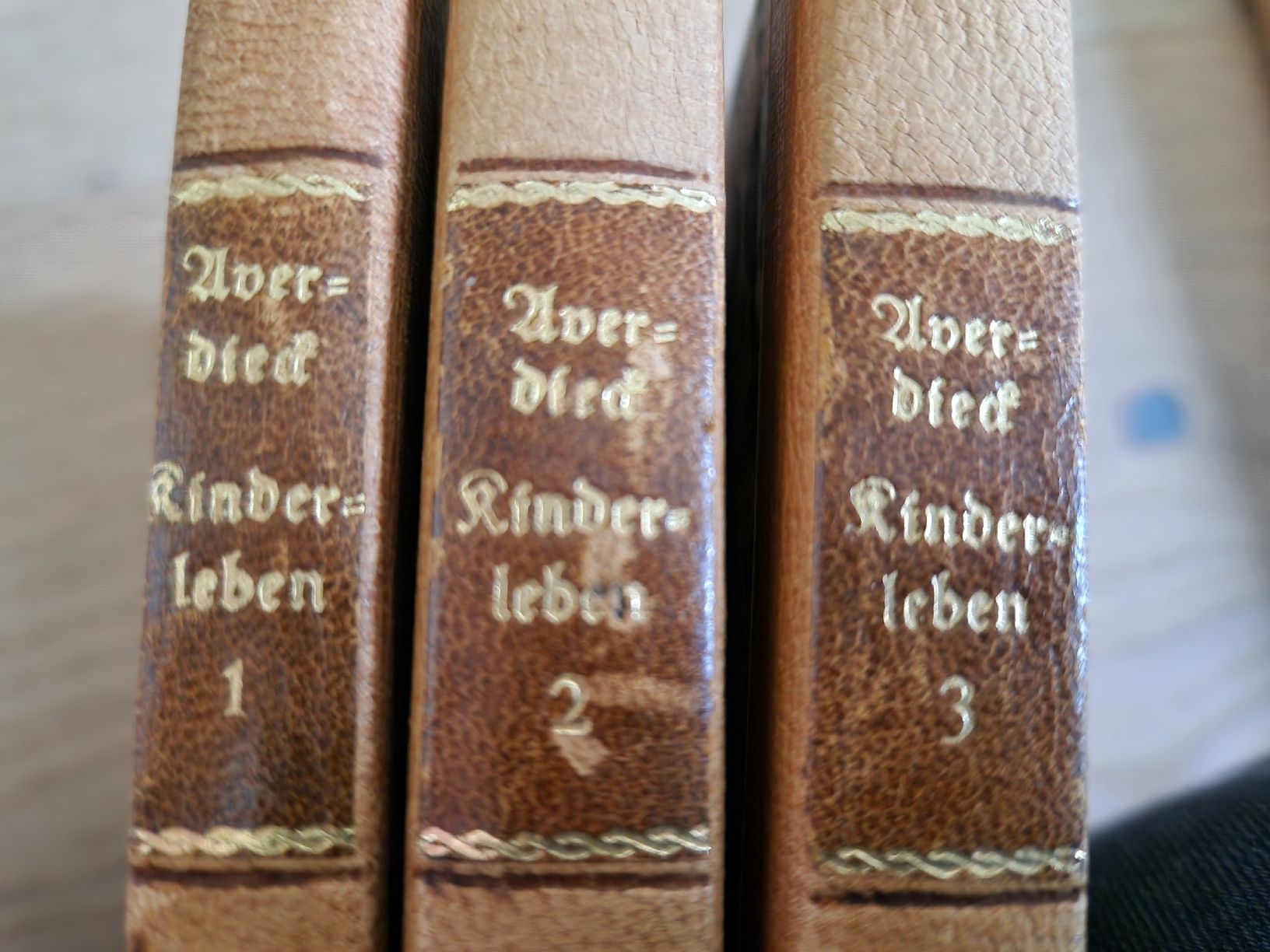 Libri: Antike Kinderbücher Sammlung – Usato da Basel venduto da Luckyvrena 1
