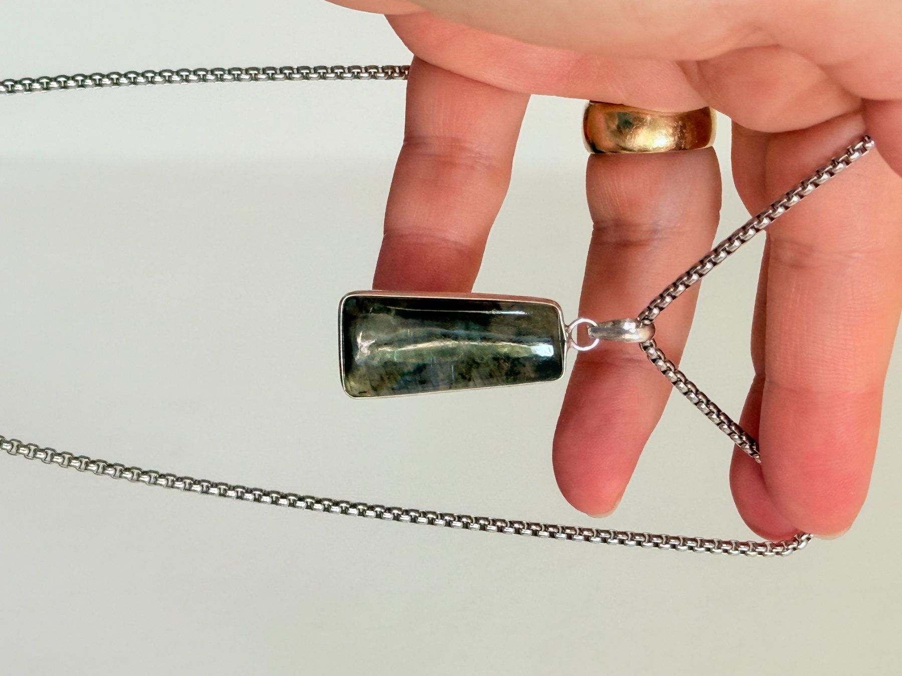 Catenine: Labradorite necklace – Nuovo e nell'imballaggio originale da Genève venduto da AGBERG 3