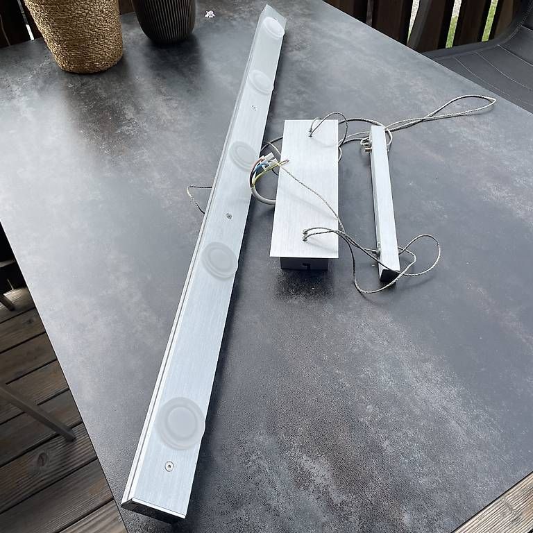 Lampes: LED Leuchte neu – D'occasion à Kriens par hessolino