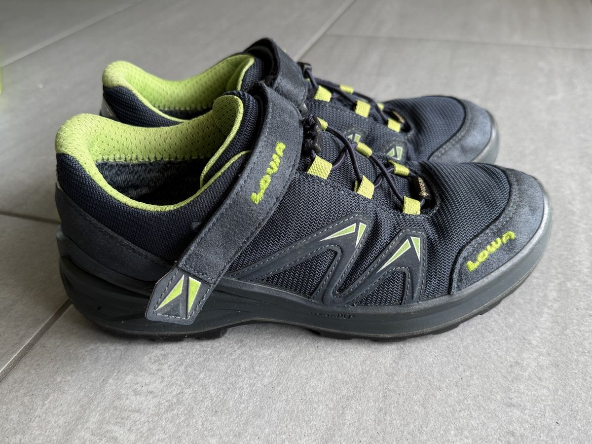 Lowa Chaussures garçon: Lowa Goretex Grösse 35 – D'occasion à Mägenwil par Bienchen8 2