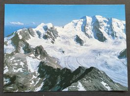 Flugaufnahme mit Blick auf Diavolezza / Piz Cambrena