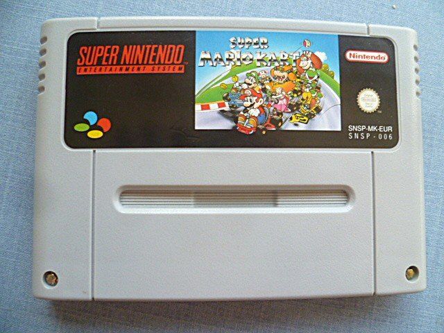 Nintendo Giochi: Super Nintendo Super Mario Kart – Usato da Effretikon venduto da Heimstudio 2