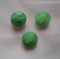 3 Stück grüne Knöpfe, 17 mm.