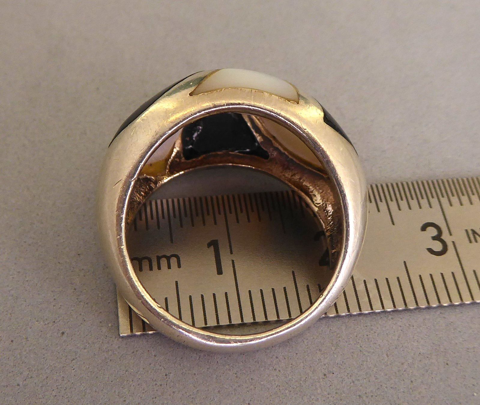 Anelli: Ring 925 Silber mit Onyx und Perlmutter Plättchen – Usato da Muri AG venduto da Lineli2020 5