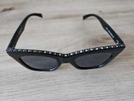 Lunettes de soleil Foster Grant noires- comme neuves !