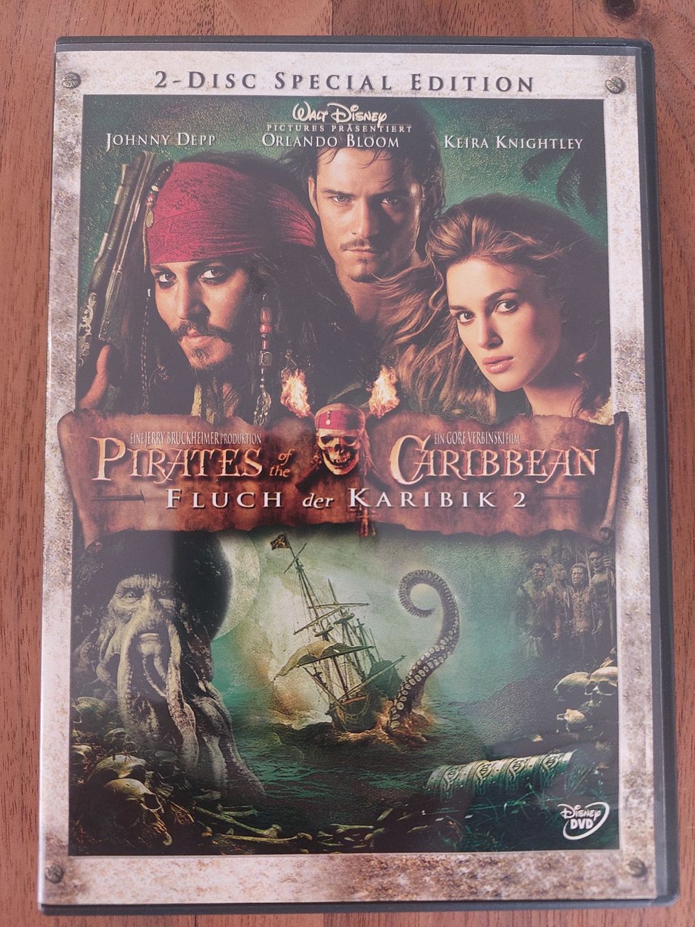 Tutti i DVDs: DVD - Fluch der Karibik 2 / 2 Disk-Special – Usato da Rheinfelden venduto da FilmAuktion