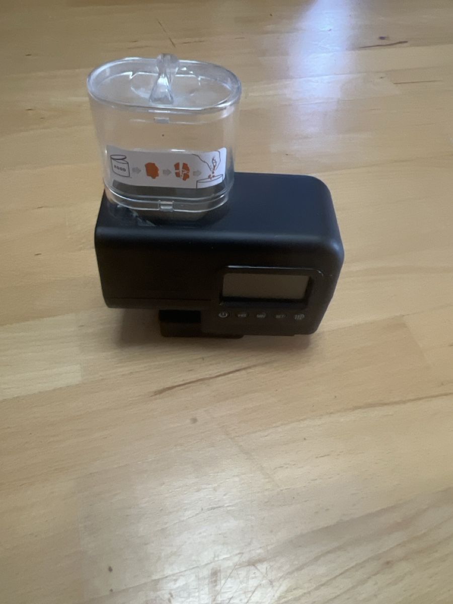 Juwel Mangimi: Juwel Aquarium Futterautomat Smart Feed 2.00 – Usato da Zürich venduto da Jakomo007 2