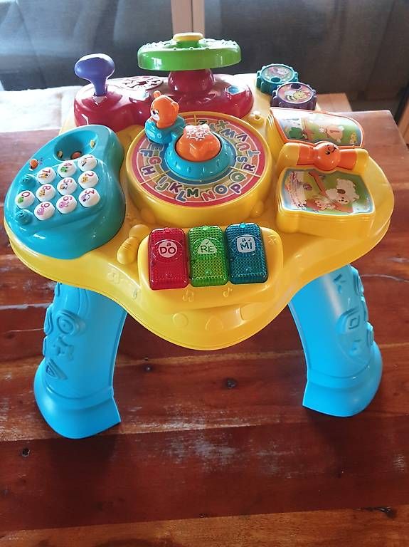 Giocattoli: Vtech Abenteuer Spieltisch – Usato da Mühlrüti venduto da mar_rl6q 2