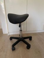 tabouret ergonomique  en forme de selle de cheval