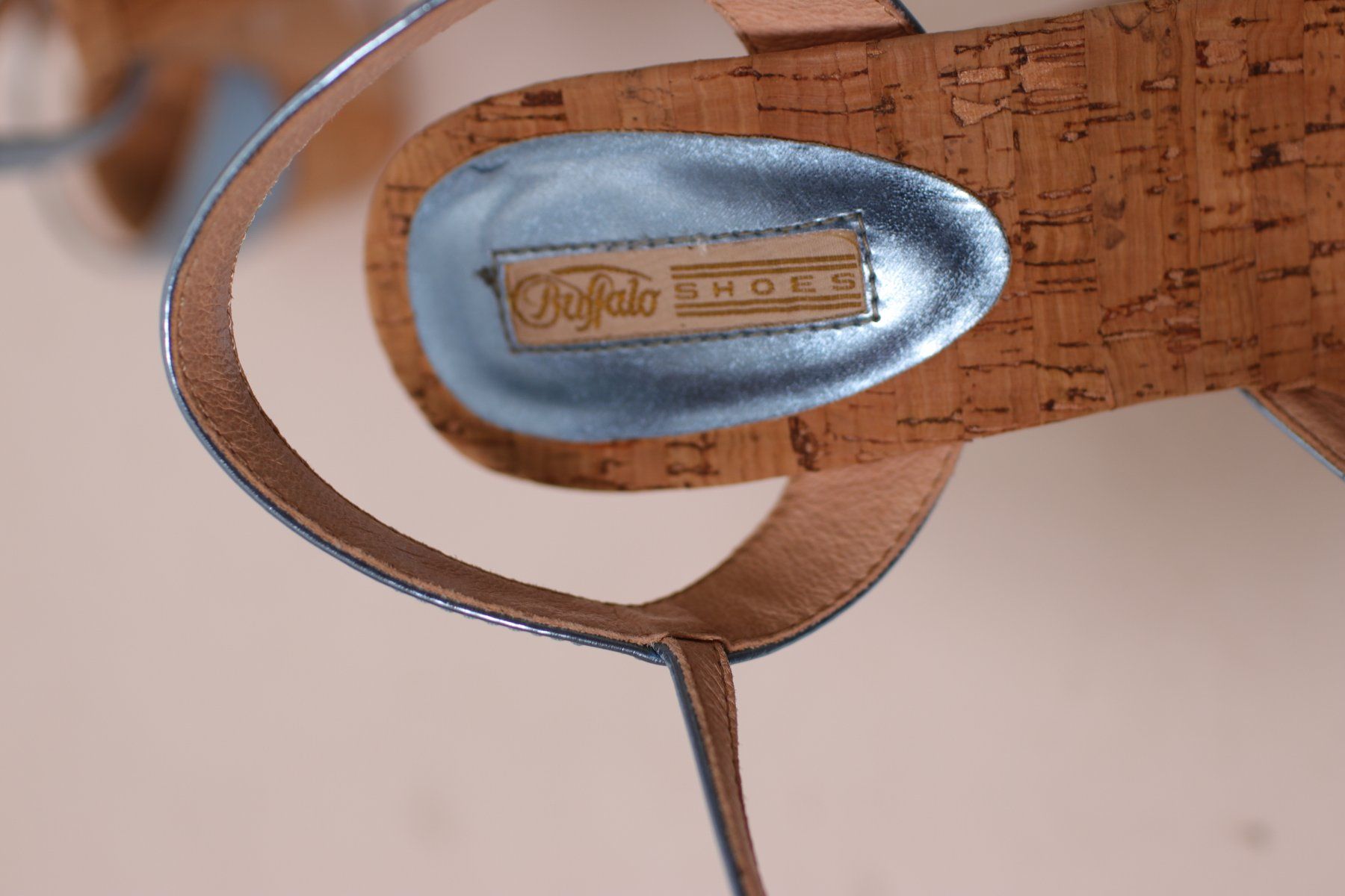 Buffalo Scarpe da donna: Buffalo Blue Leahter and Cork Platform Size 40 – Usato da Hombrechtikon venduto da BAZ-Vintage 5