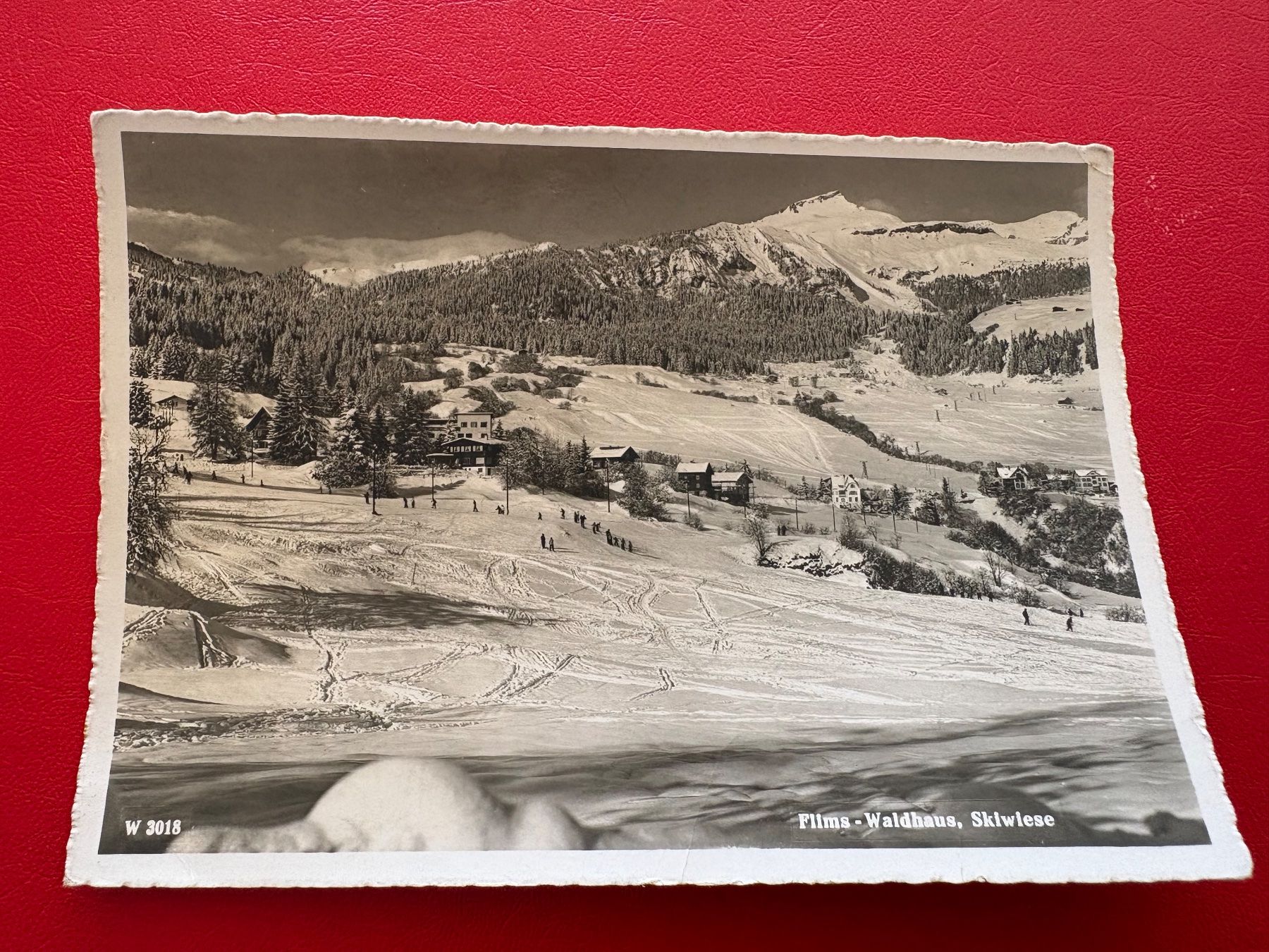 Cartoline postali: 1950 / Flims - Waldhaus, Skiwiese – Usato da St-Légier-La Chiésaz venduto da Theo005