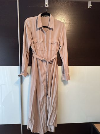 Beige Hemdblusenkleid, Grösse 40, Perfekt für den Sommer!